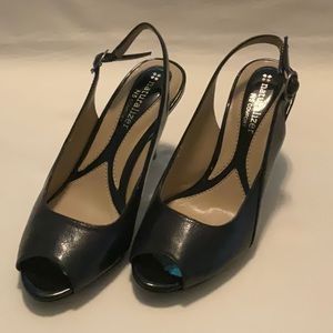 Naturalizer N5 - size 5 - peep toe sling back